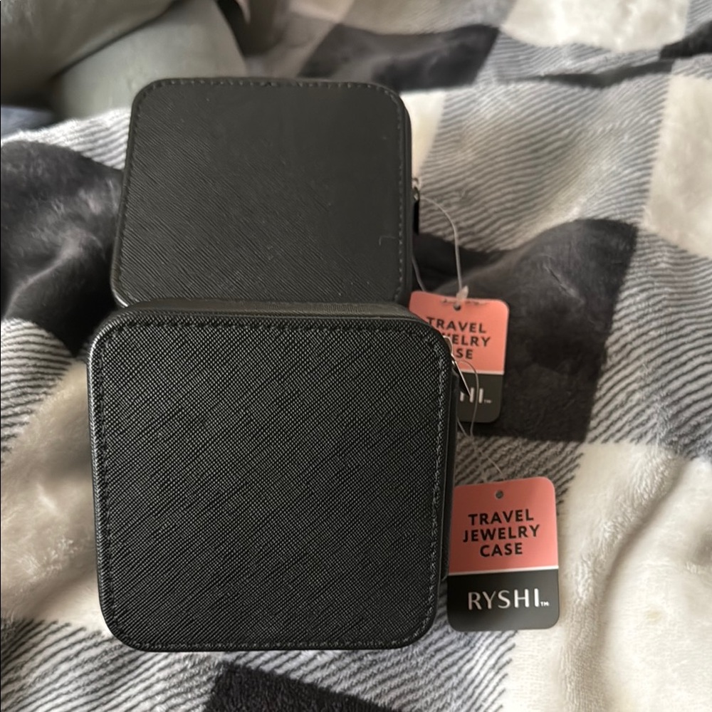 RYSHI travel jewelry case